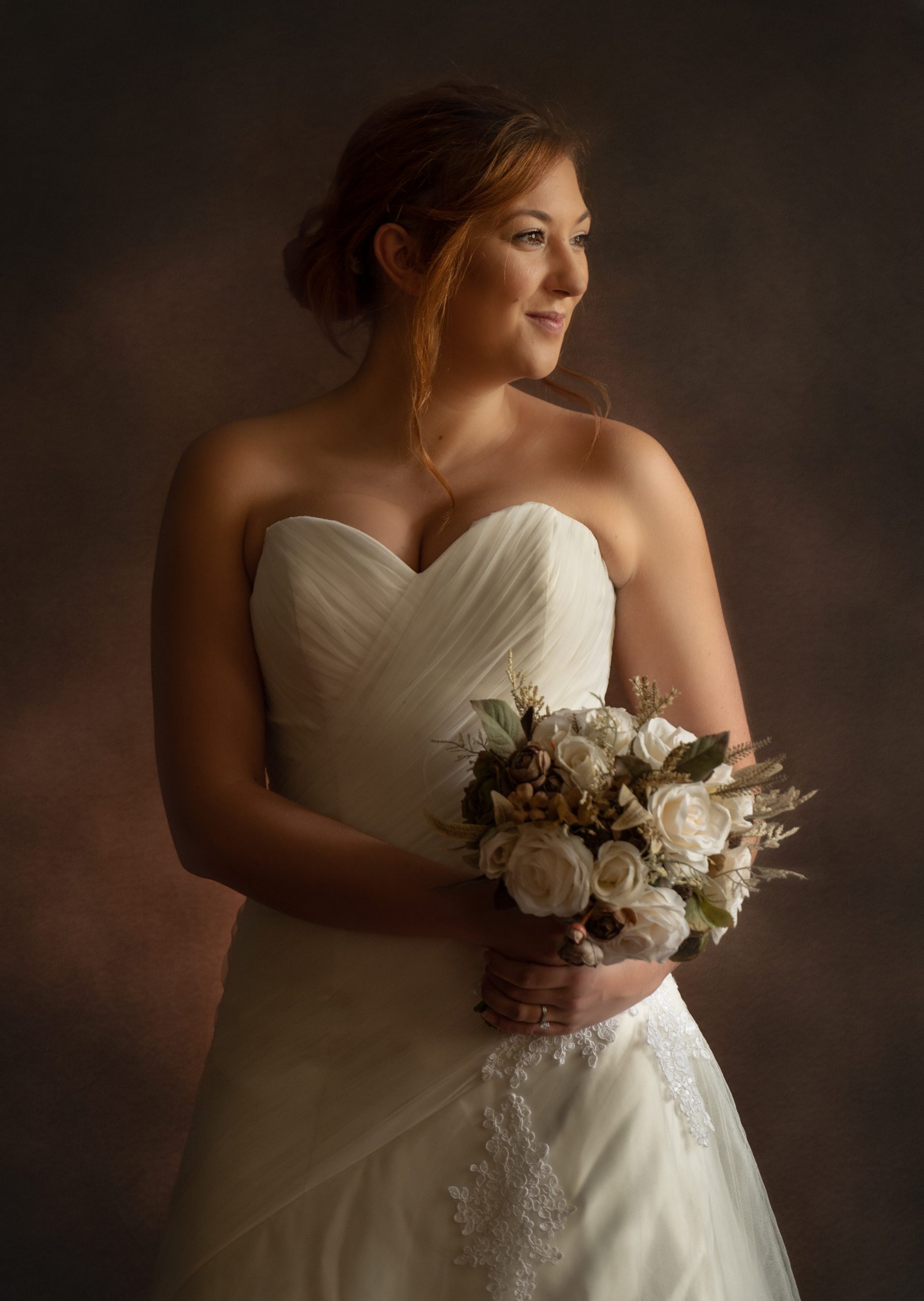 Bride portrait| Northampton wedding| Courteenhall